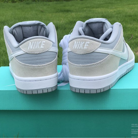 Nike Sb Dunk Low Trd White Summit Wolf Grey AR0778-110 - DopestKickz