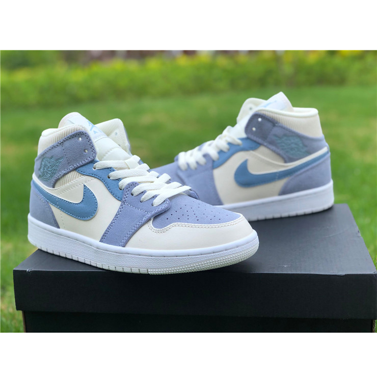 Jordan AJ1 Mid DA4666-100  - DopestKickz