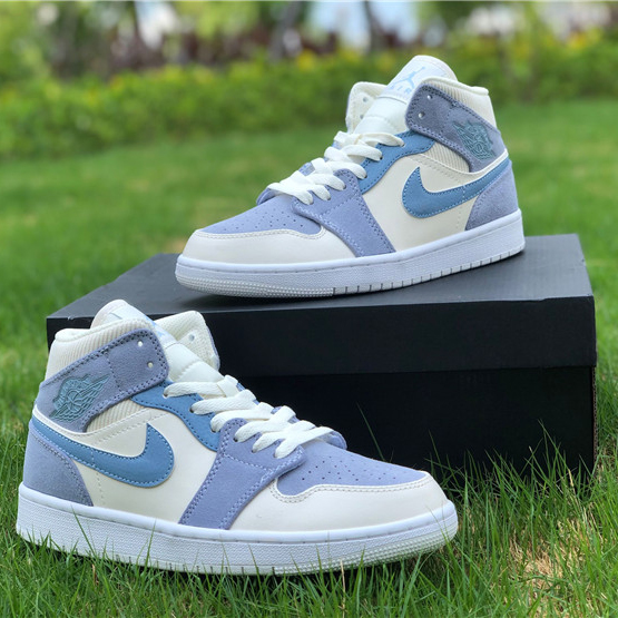 Jordan AJ1 Mid DA4666-100  - DopestKickz