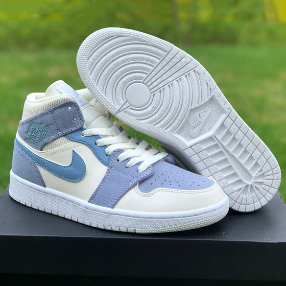 Jordan AJ1 Mid DA4666-100  - DopestKickz