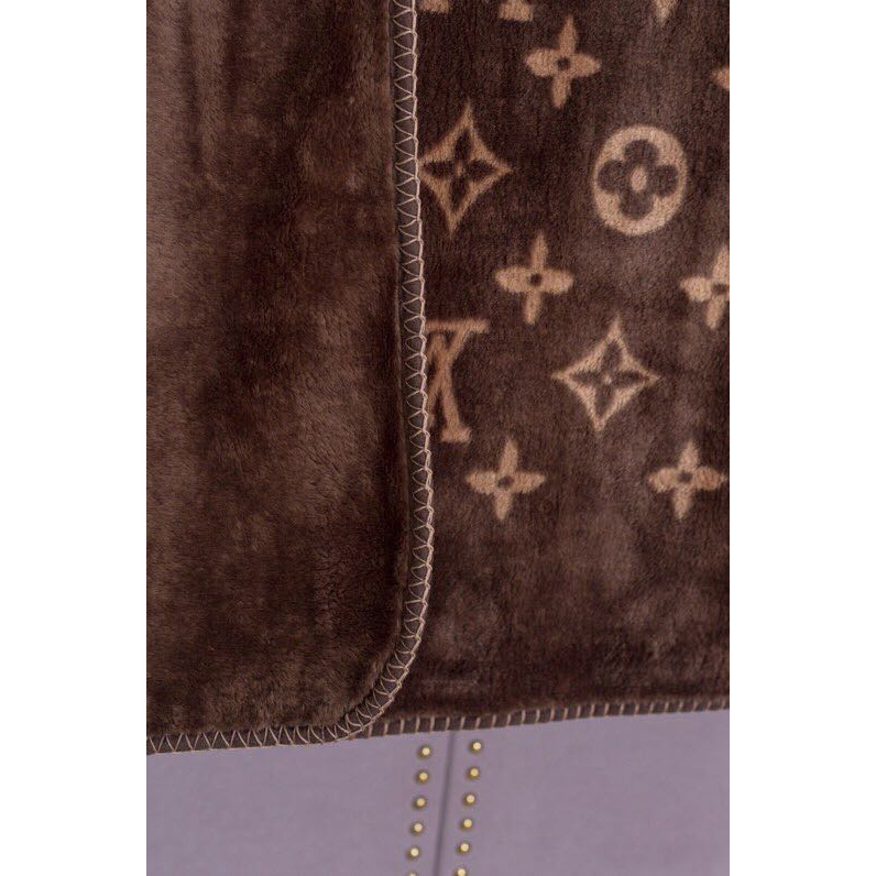 Louis Vuitton Neo Monogram Blanket - DopestKickz