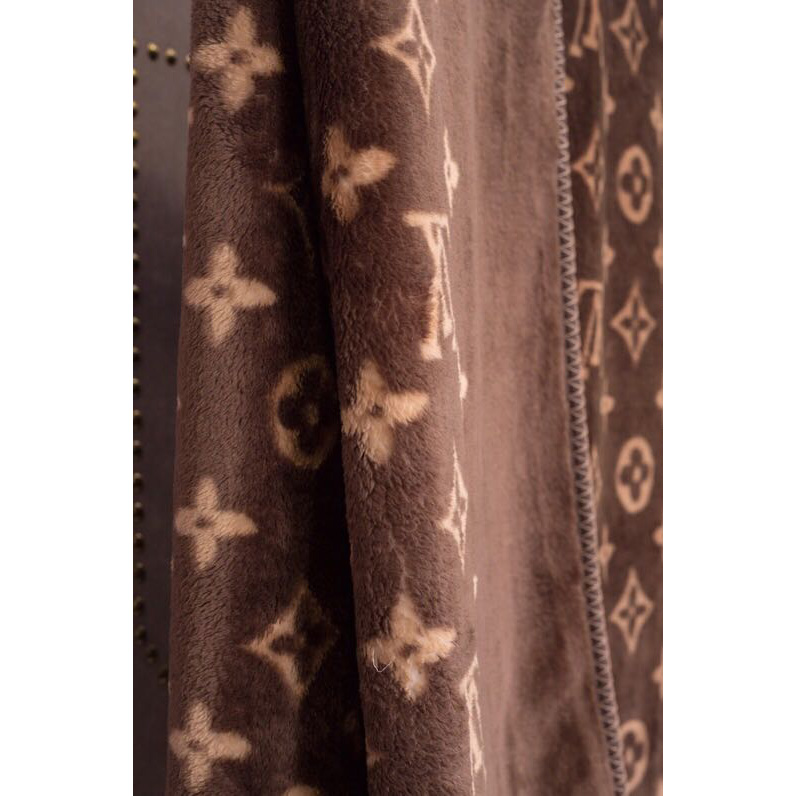 Louis Vuitton Neo Monogram Blanket - DopestKickz