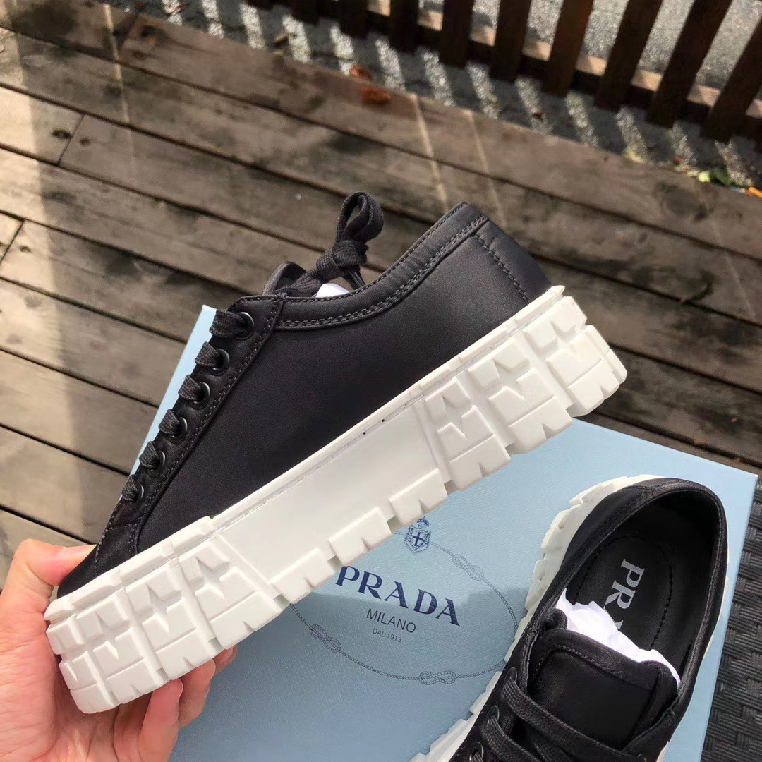 Prada Triangular Logo Plaque Sneakers - DopestKickz