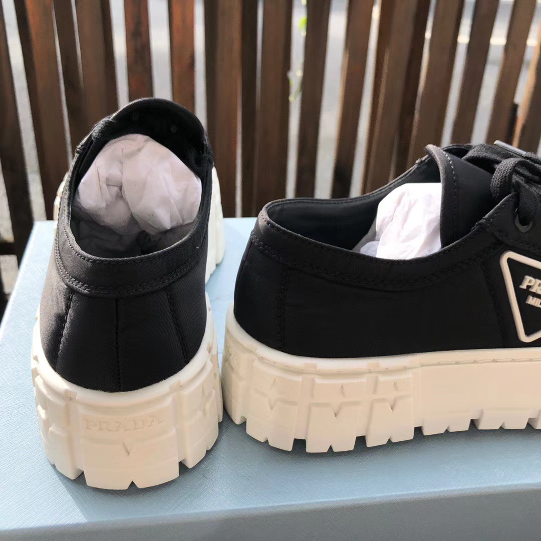 Prada Triangular Logo Plaque Sneakers - DopestKickz