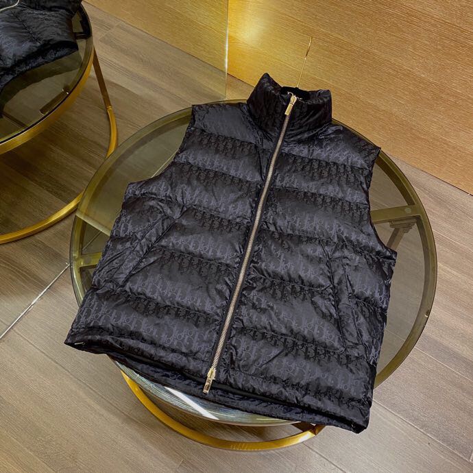 Dior Oblique Sleeveless Down Jacket - DopestKickz