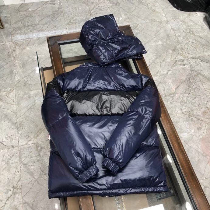 Moncler Logo Patch Padded Jacket - DopestKickz