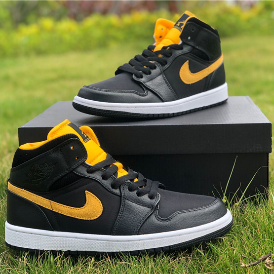 Jordan Air 1 Mid Black University Gold CI9352-001  - DopestKickz