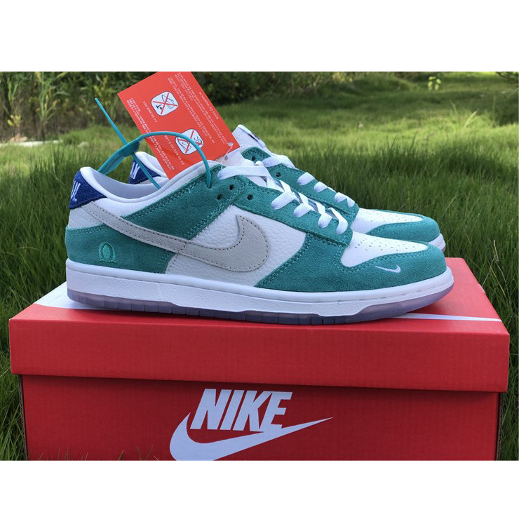 Nike Kasina Dunk Low CZ6501-101 - DopestKickz