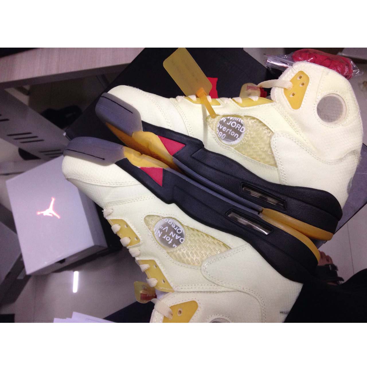 Jordan Air Retro 5 Sail OW DH8565-100 - DopestKickz