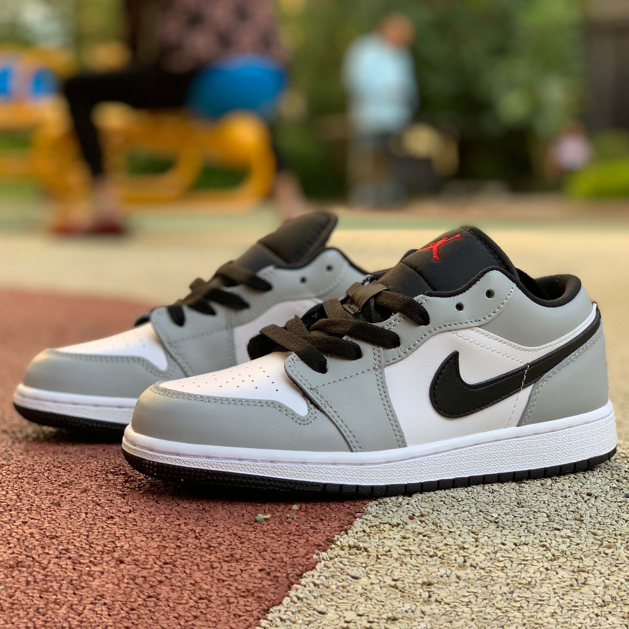 Jordan Air 1 Low GS Light Smoke Grey - DopestKickz