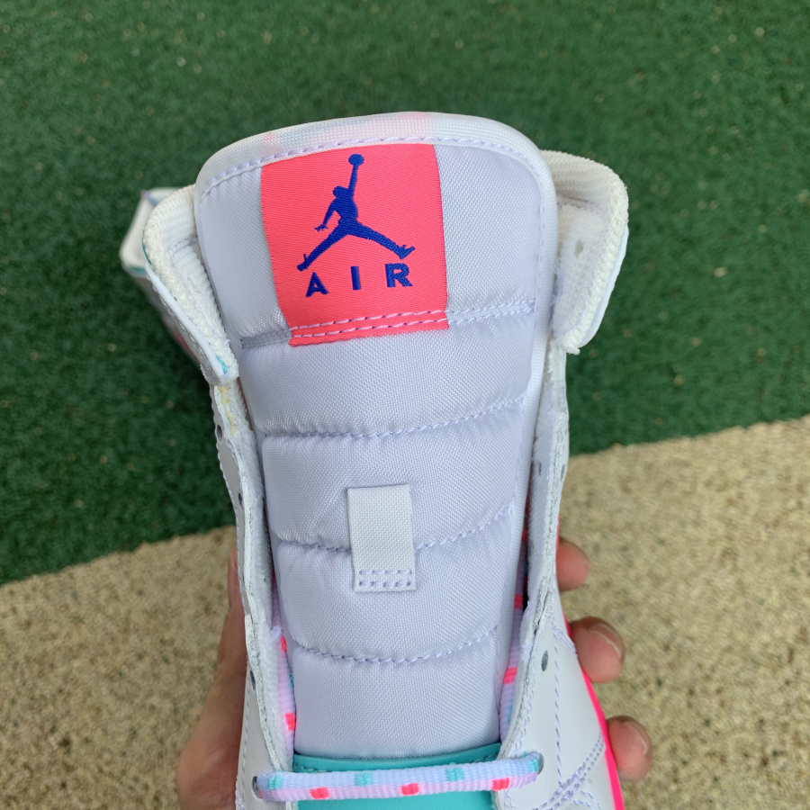 Jordan  Air 1 Mid Digital Pink 555112-102 - DopestKickz