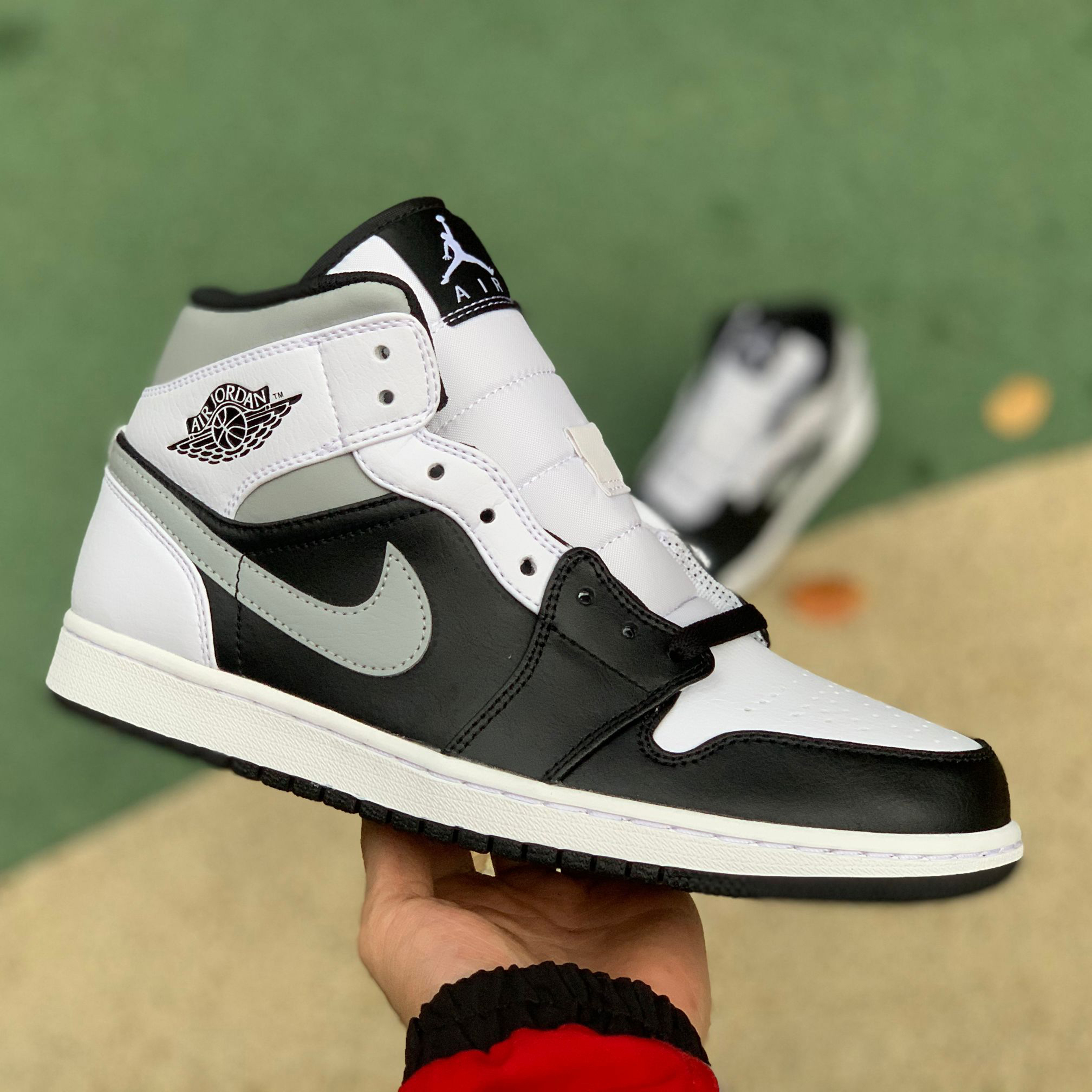 Jordan  Air 1 Mid 554724-073 - DopestKickz