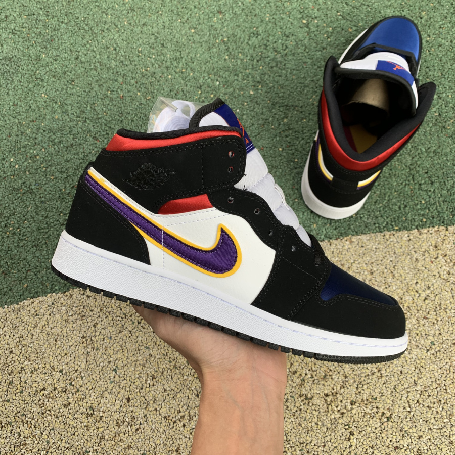 Jordan  Air 1 Mid SE GS 'Rivals' - BQ6931 005  - DopestKickz