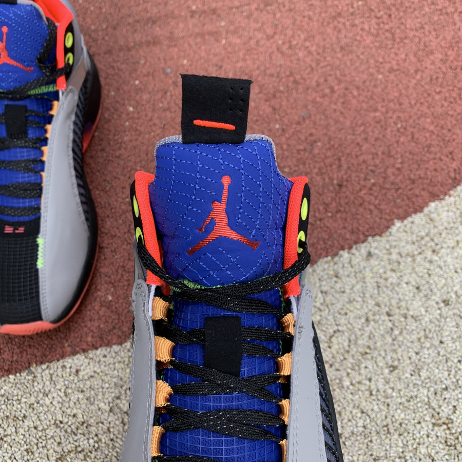Jordan Air 35 Center Of Gravity DC1493-001 - DopestKickz