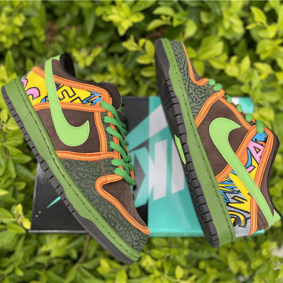Nike SB Dunk Low 'De La Soul' 789841 332 - DopestKickz