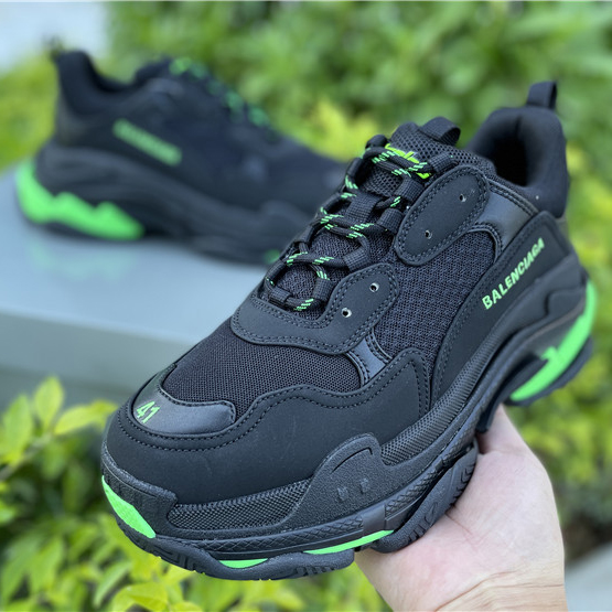Balenciaga Triple S Sneaker - DopestKickz