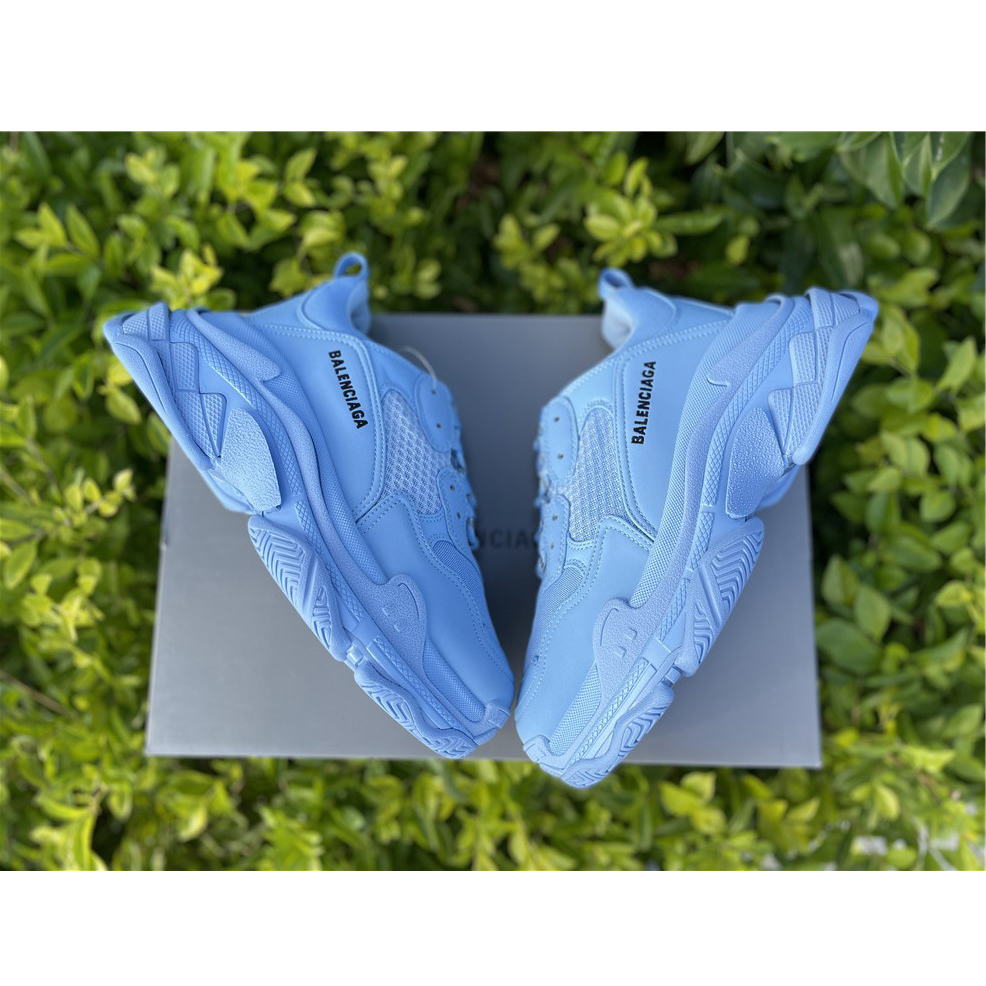 Balenciaga Triple S Sneaker - DopestKickz