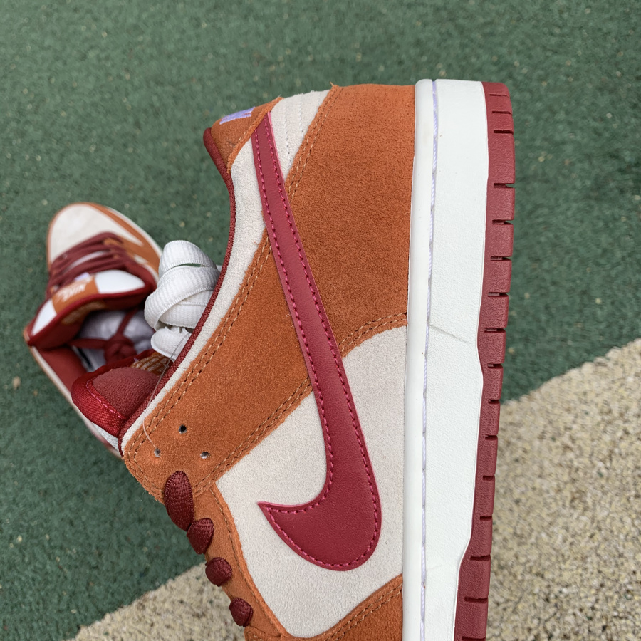 Nike  SB Dunk Low Pro Dark Russet Cedar White BQ6817-202 - DopestKickz