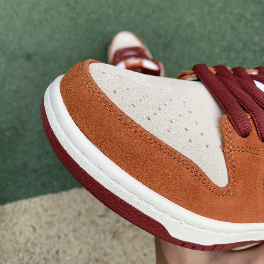 Nike  SB Dunk Low Pro Dark Russet Cedar White BQ6817-202 - DopestKickz