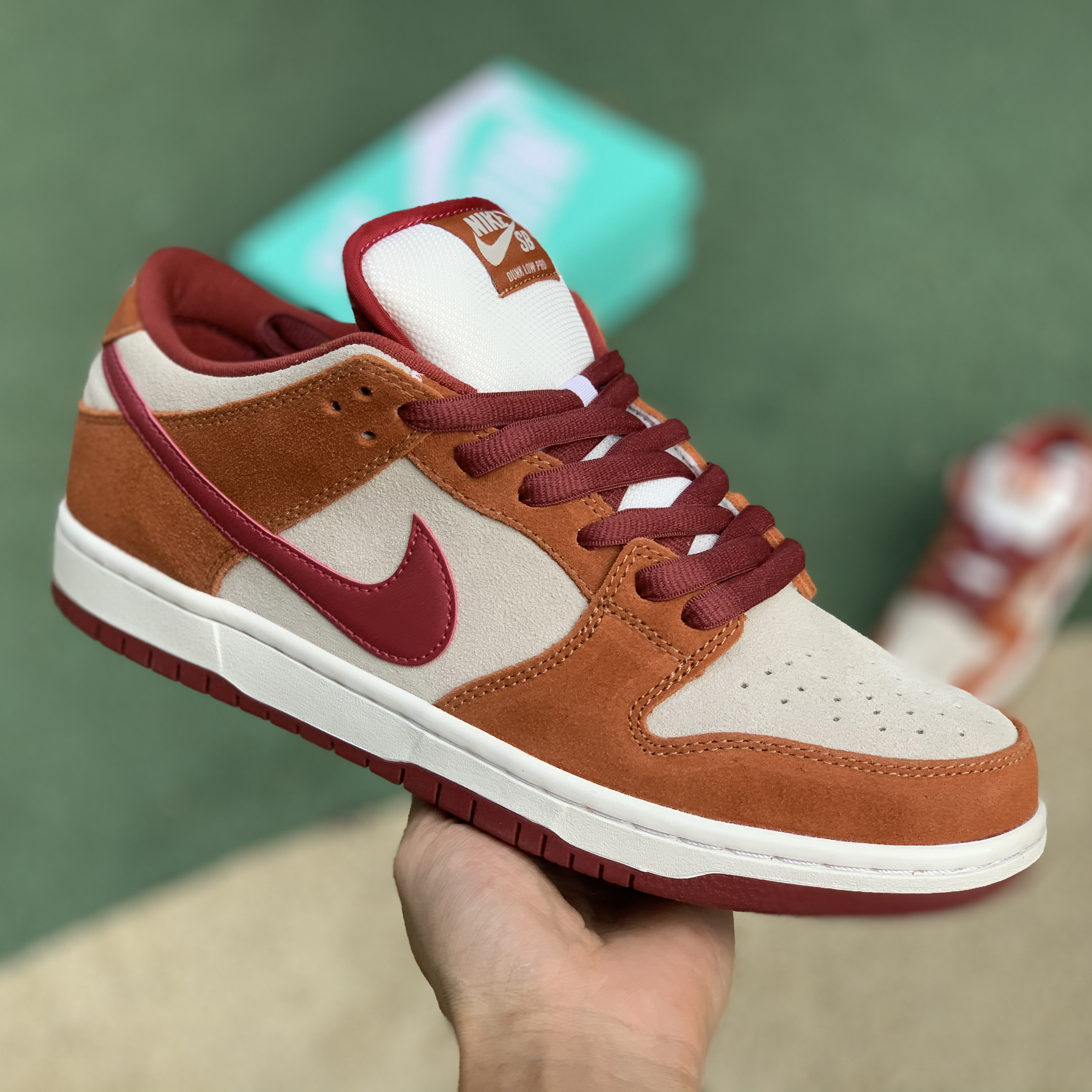 Nike  SB Dunk Low Pro Dark Russet Cedar White BQ6817-202 - DopestKickz