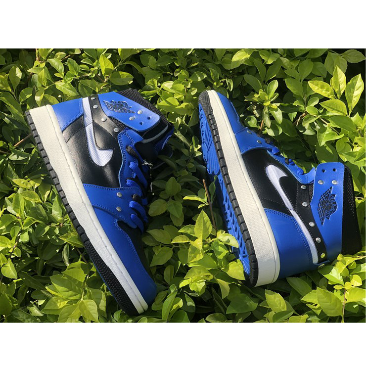Jordan Air 1 Zoom CMFT Sisterhood CZ1360-401 - DopestKickz