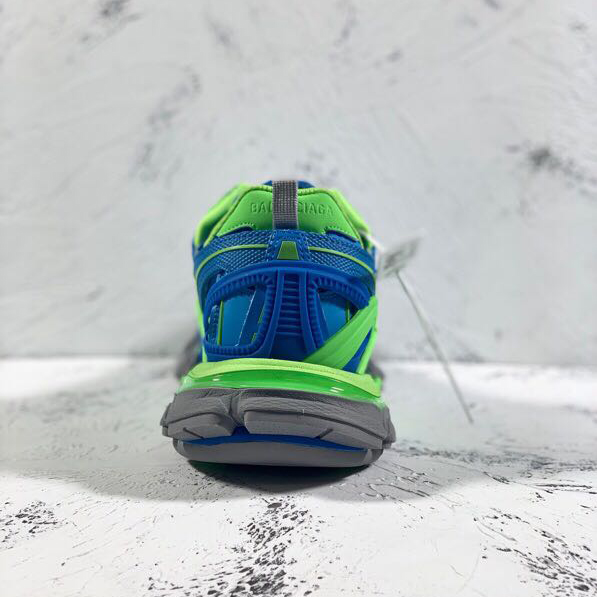 Balenciaga Track.2 Sneakers - DopestKickz