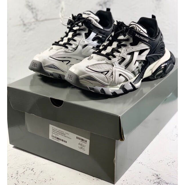 Balenciaga Track.2 Sneakers - DopestKickz