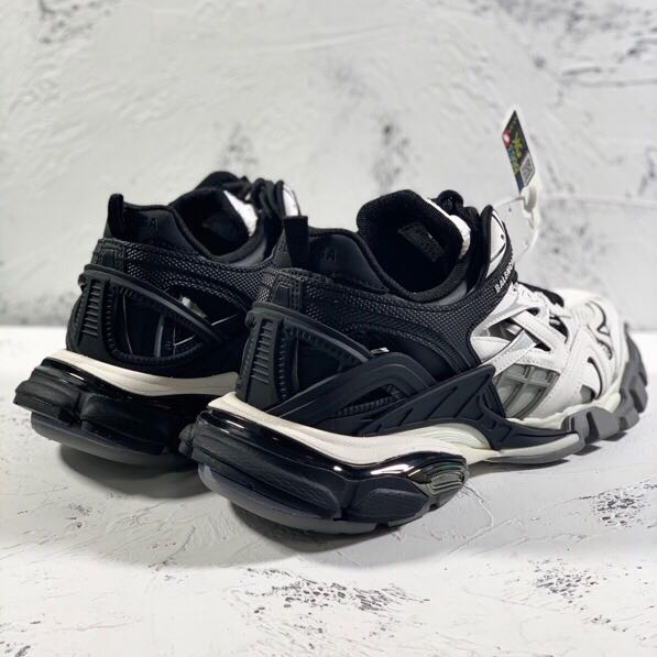 Balenciaga Track.2 Sneakers - DopestKickz