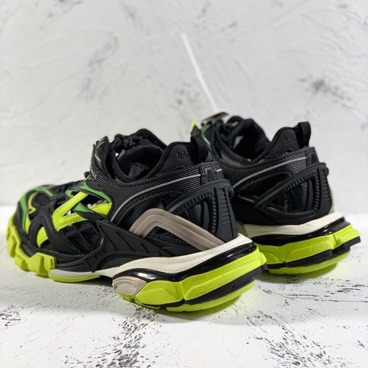Balenciaga Track.2 Sneakers - DopestKickz
