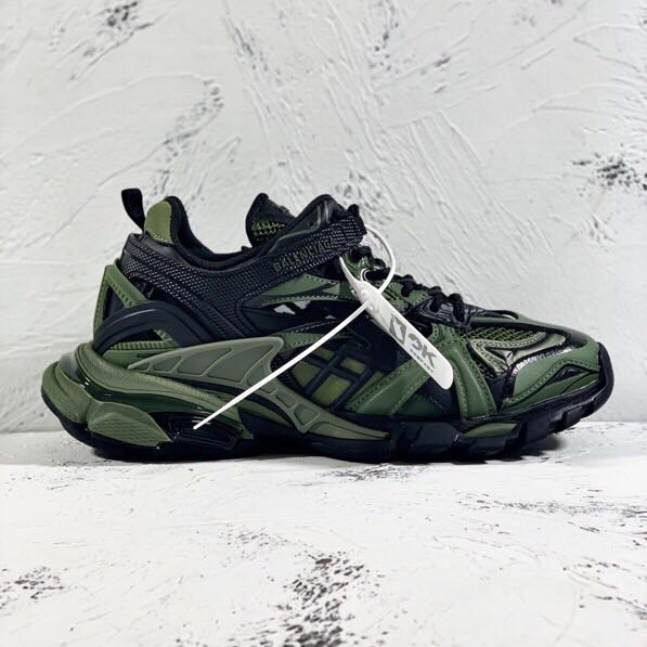 Balenciaga Track.2 Sneakers - DopestKickz