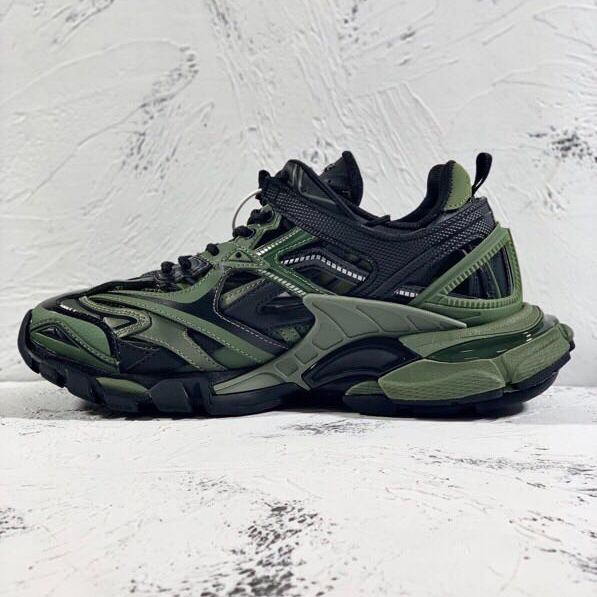 Balenciaga Track.2 Sneakers - DopestKickz