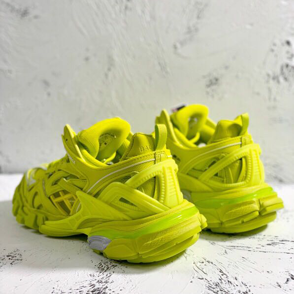 Balenciaga Track.2 Sneakers - DopestKickz
