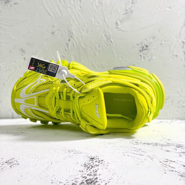 Balenciaga Track.2 Sneakers - DopestKickz