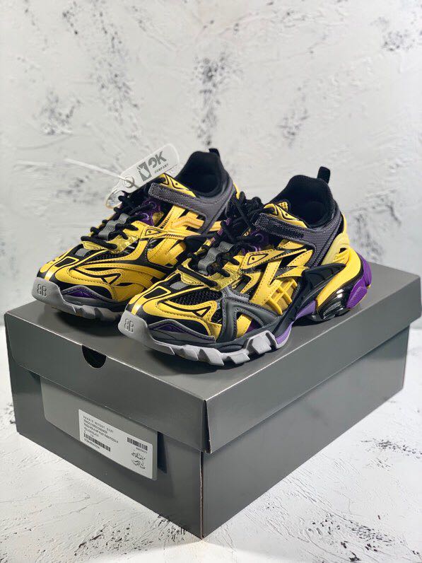 Balenciaga Track.2 Sneakers - DopestKickz