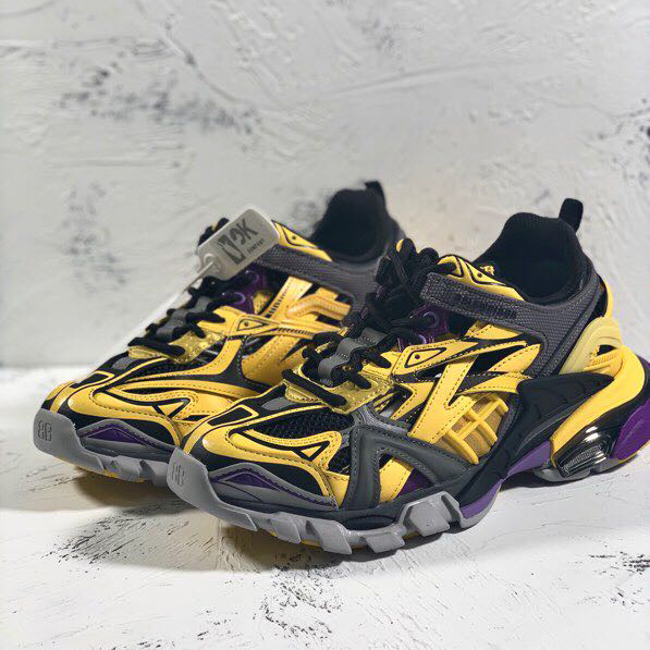 Balenciaga Track.2 Sneakers - DopestKickz