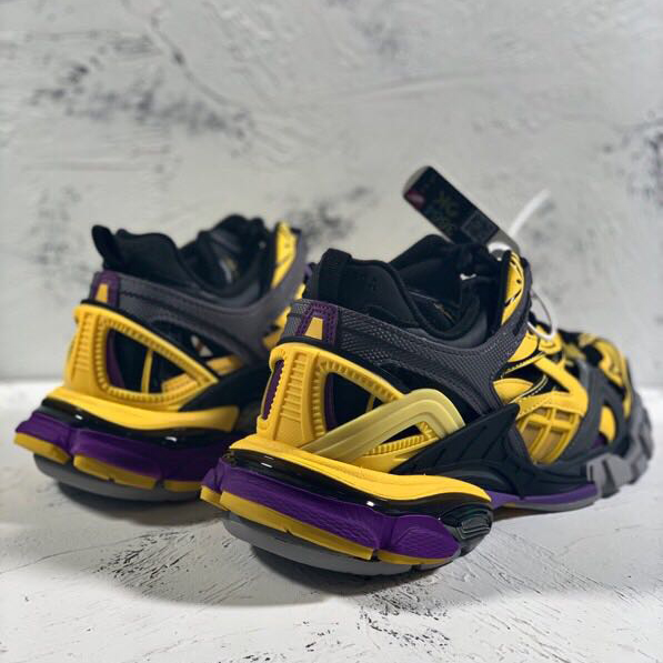 Balenciaga Track.2 Sneakers - DopestKickz