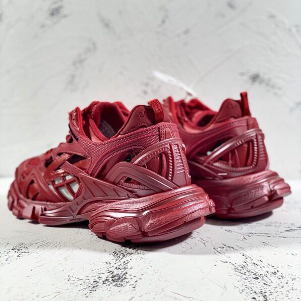 Balenciaga Track.2 Sneakers - DopestKickz