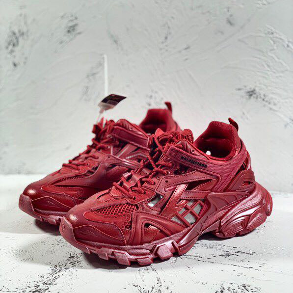 Balenciaga Track.2 Sneakers - DopestKickz