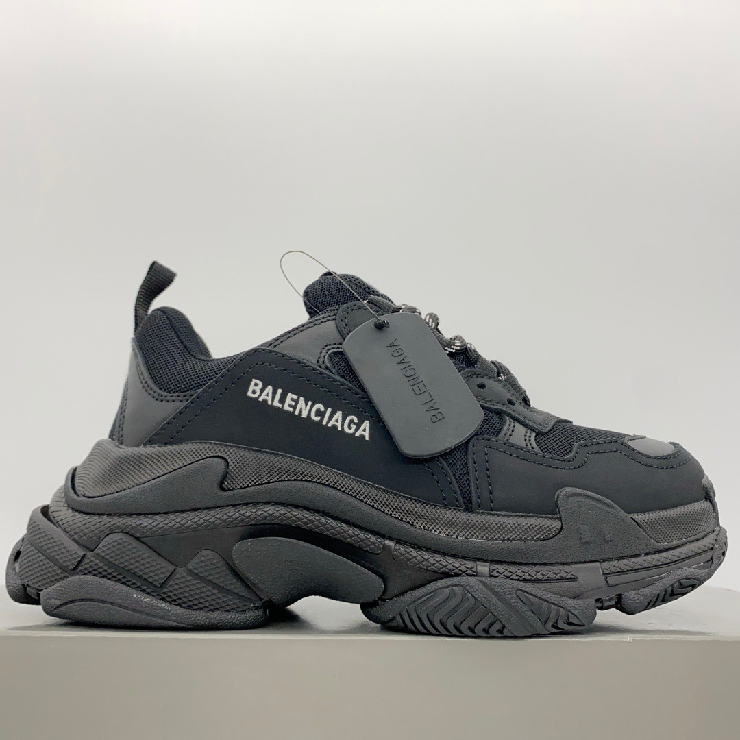 Balenciaga Triple S Trainer - DopestKickz