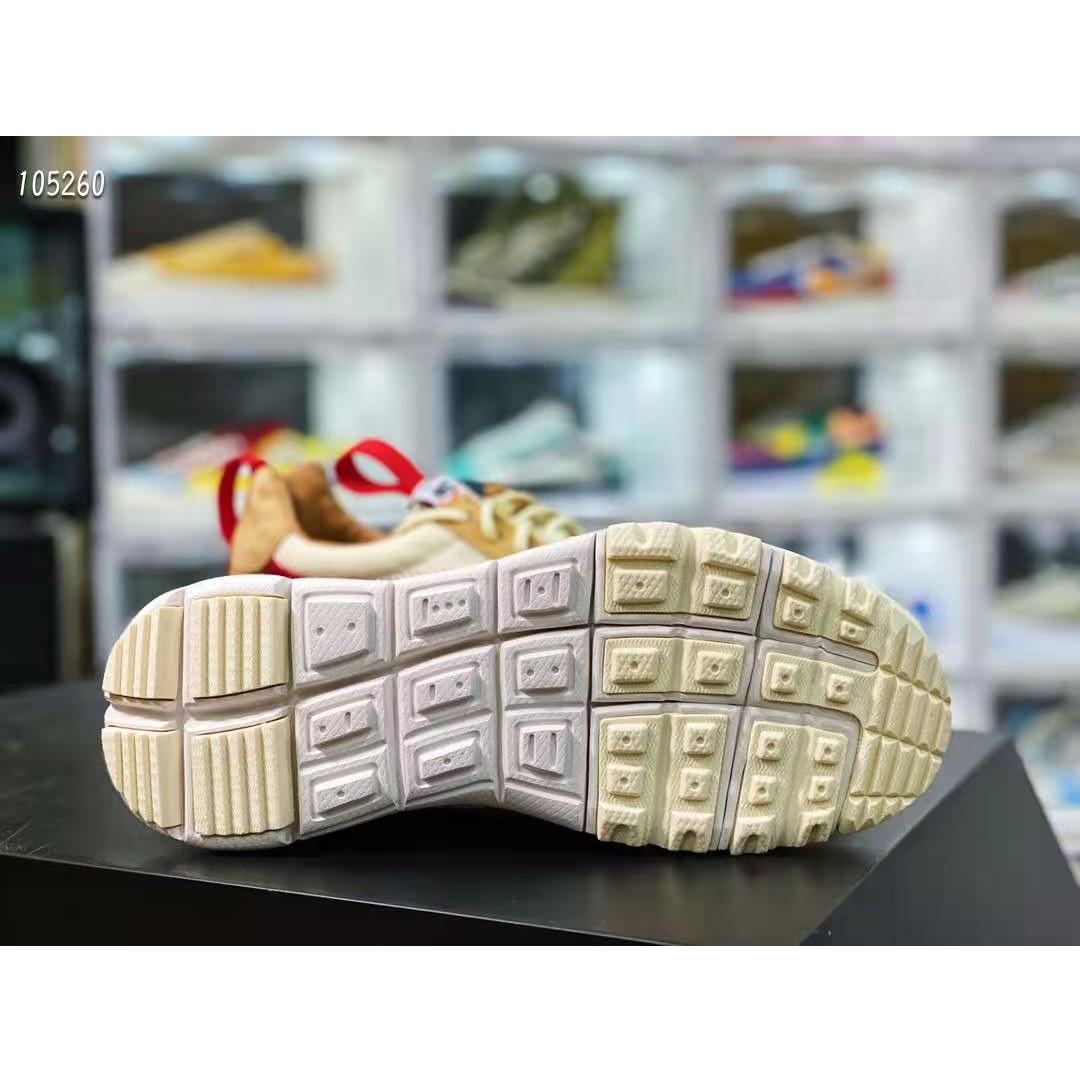 Nike Mars Yard Shoe 2.0 Tom Sachs - DopestKickz