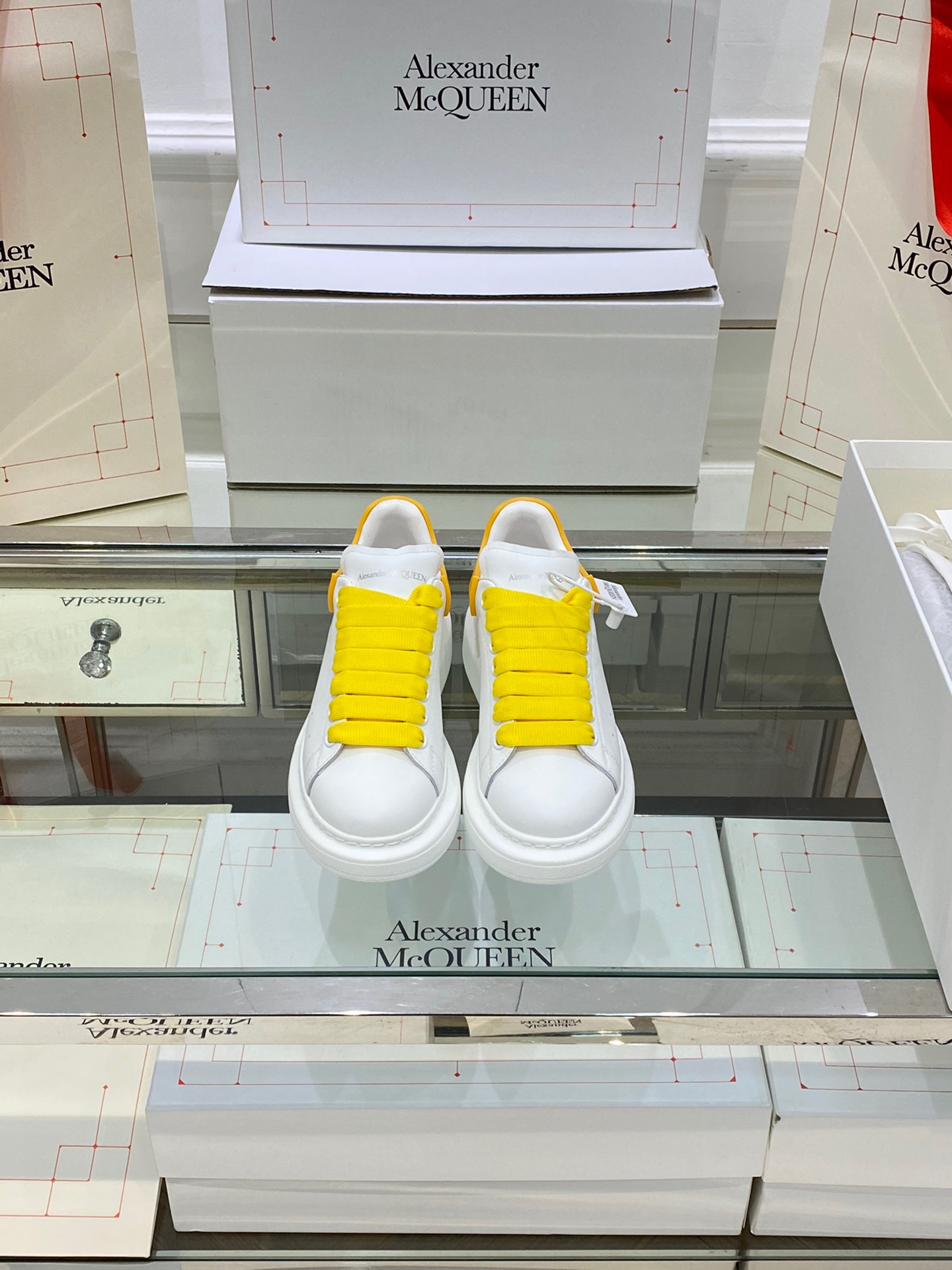 Alexander Mqueen Low-Top Air Platform Leather Sneakers    - DopestKickz