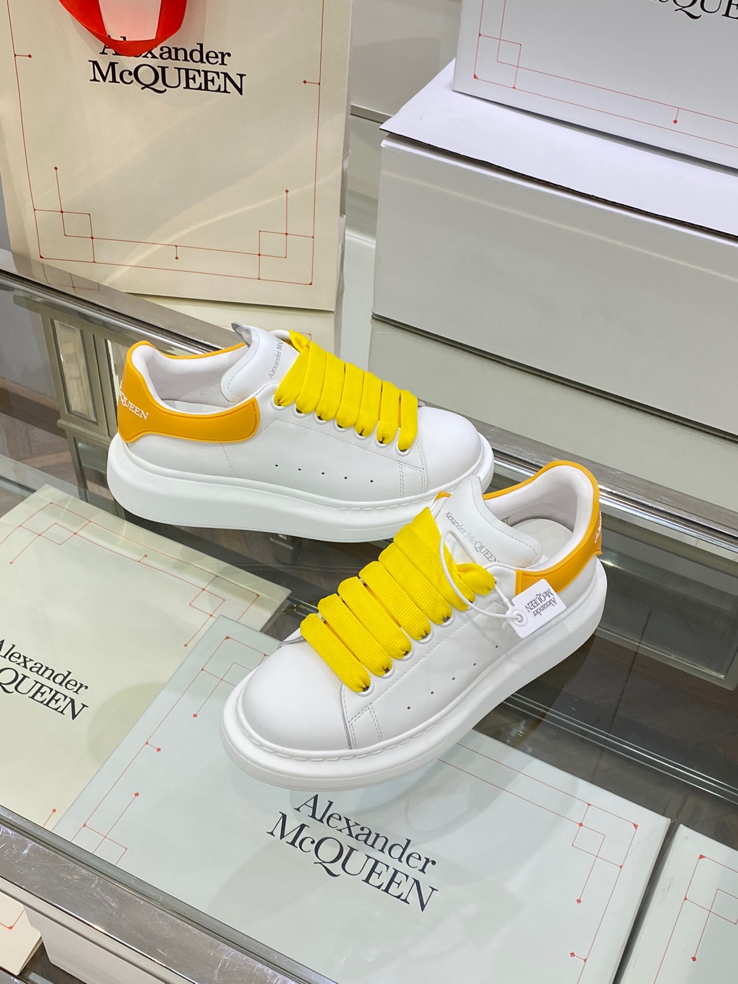 Alexander Mqueen Low-Top Air Platform Leather Sneakers    - DopestKickz