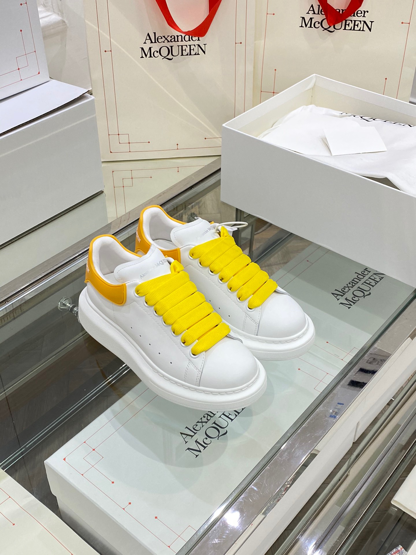 Alexander Mqueen Low-Top Air Platform Leather Sneakers    - DopestKickz