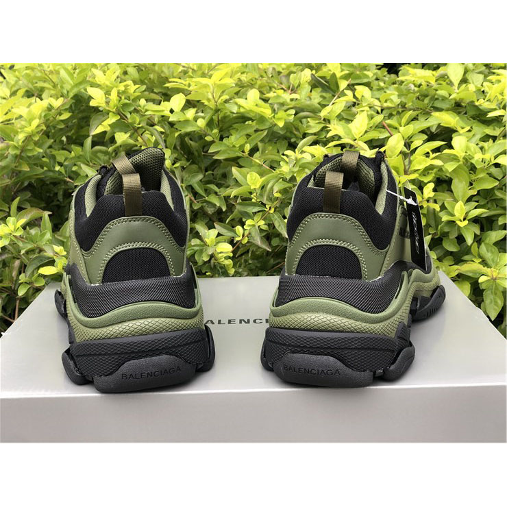 Balenciaga Triple S Trainer - DopestKickz