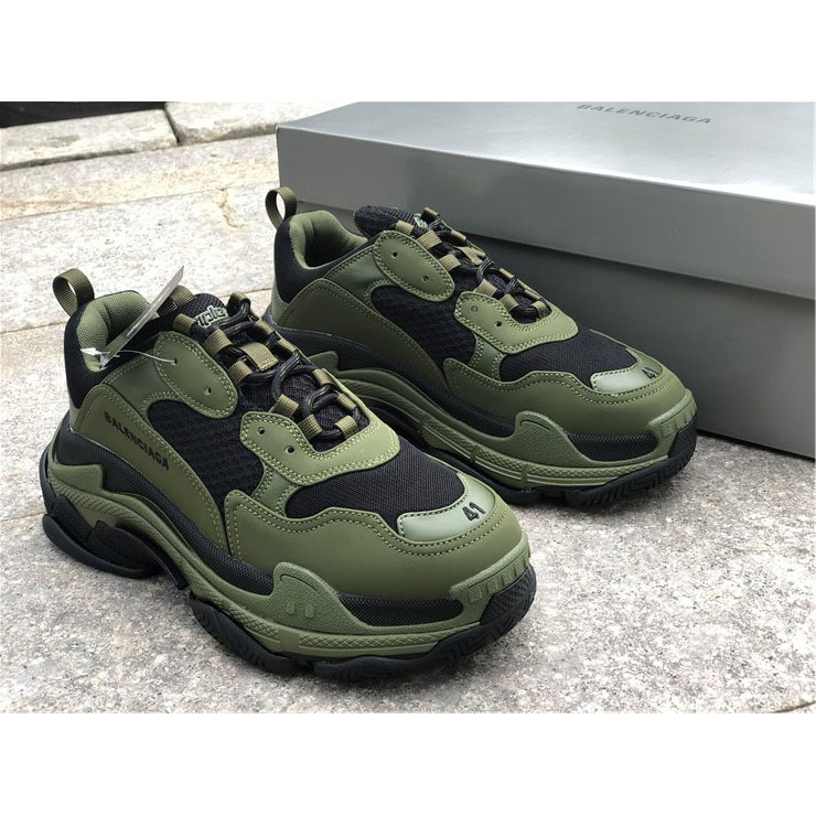 Balenciaga Triple S Trainer - DopestKickz