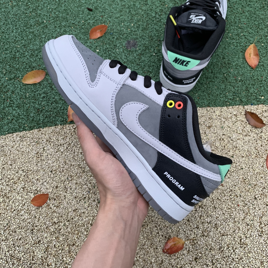 Nike SB Dunk Low VX1000 - DopestKickz