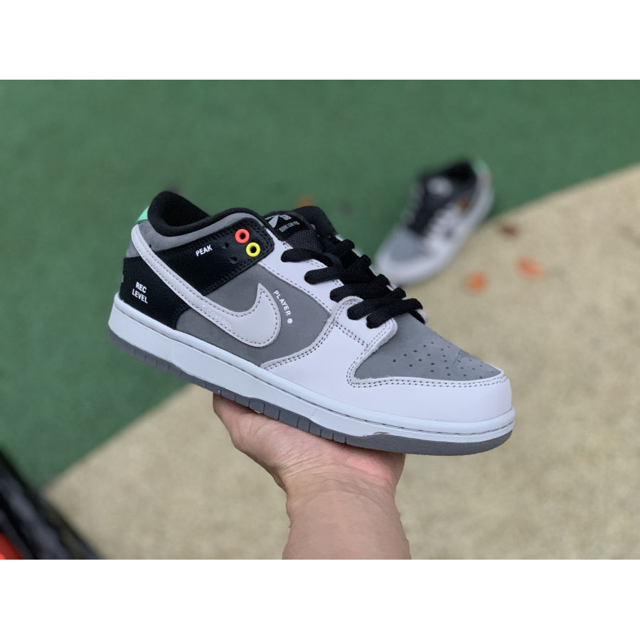 Nike SB Dunk Low VX1000 - DopestKickz