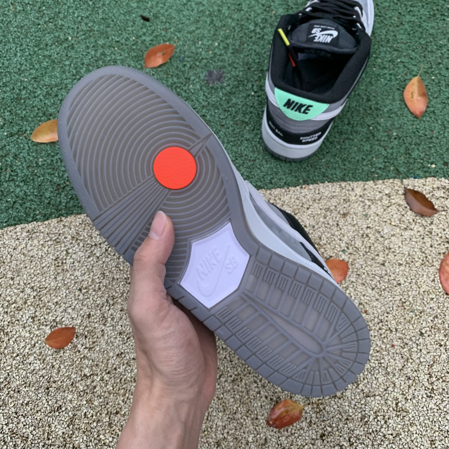 Nike SB Dunk Low VX1000 - DopestKickz