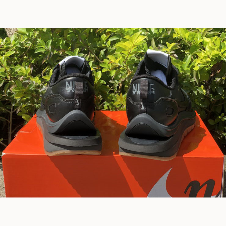 Sacai X Nike VaporWaffle 'Black/Gum' DD1875-001 - DopestKickz