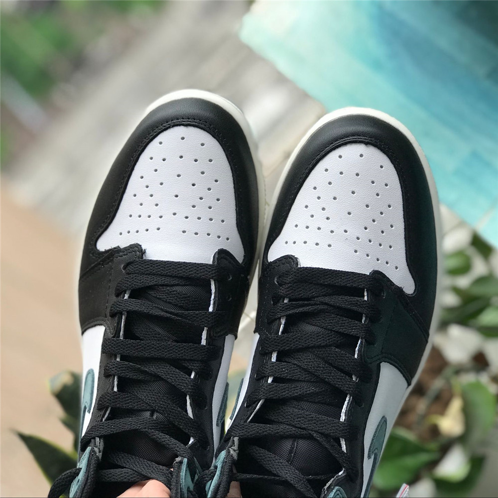 Jordan AJ 1 Retro High Caly Green Sneaker 555088-135 - DopestKickz